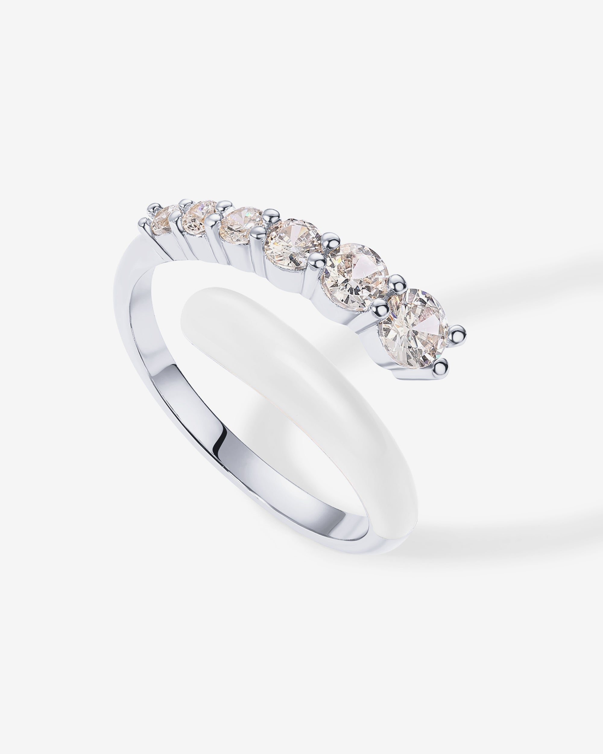 #Variant_White Gold / White Enamel