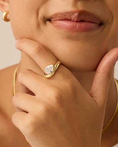 Pear Cubic Zirconia Curved Ring