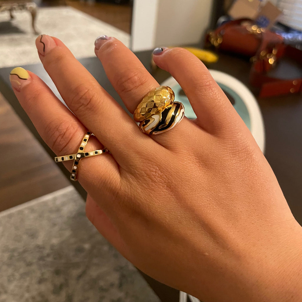 Checker Ring - Black And White