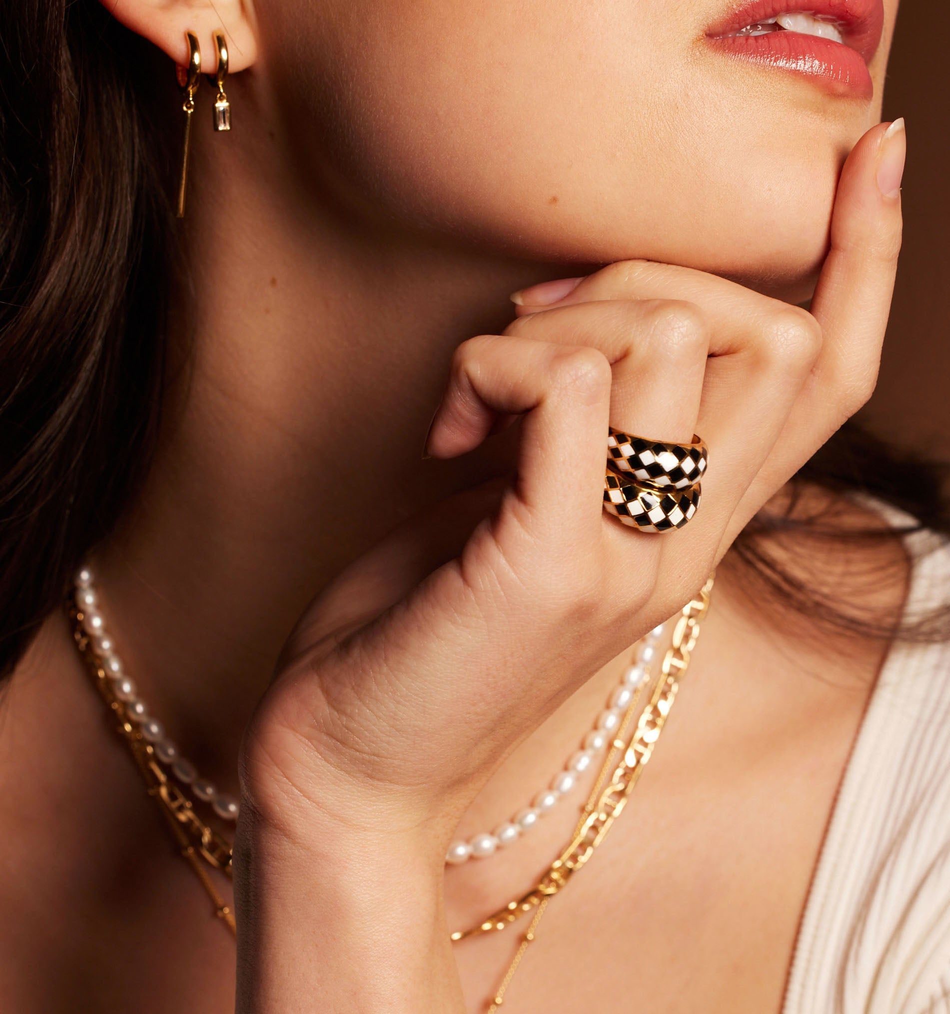 Checker Ring - Black And White